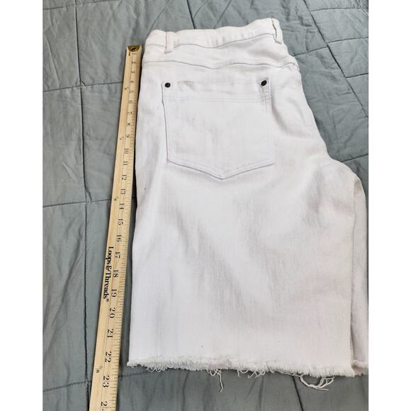 Born Fly Shorts Mens 38 white cotton Denim Jean  Skater Streetwear New york - Picture 12 of 15
